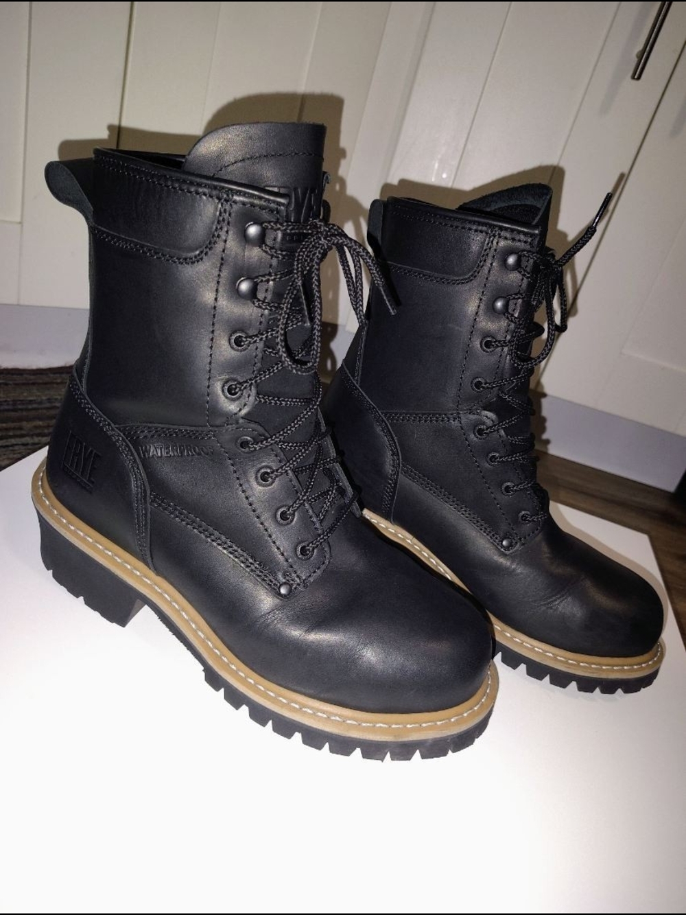 Men's Logger  Boots